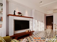 从入口地面开始，以蔚蓝、米黄两不同尺寸规格的磁砖，向内铺展出充满存在感的复古风华。